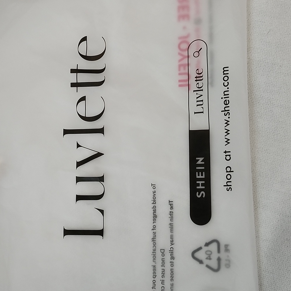 NWT Luvlette Racerback Ribbed Bra - Picture 11 of 14